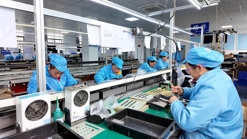 电子元器件批发：行业动态与趋势